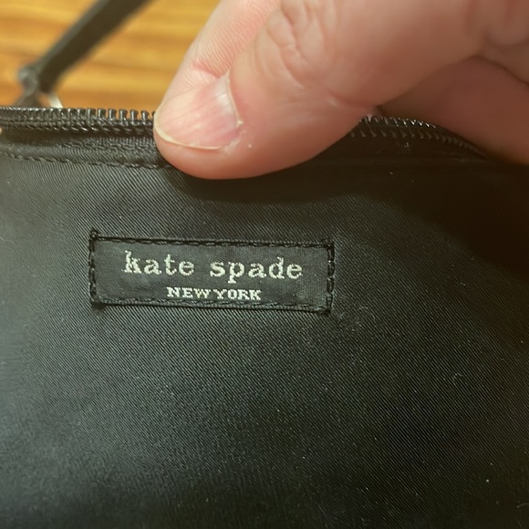 Classic Kate Spade Hobo bag in Basic Black - Picture 3 of 9
